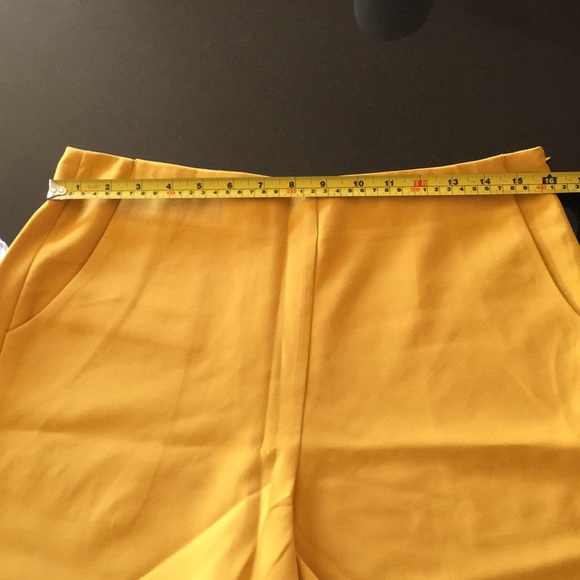 ❤️NWT❤️ Lace up bandeau & hi-waist shorts-great for summer - Picture 7 of 8